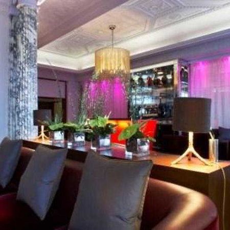 Swissotel The Howard Londen Buitenkant foto