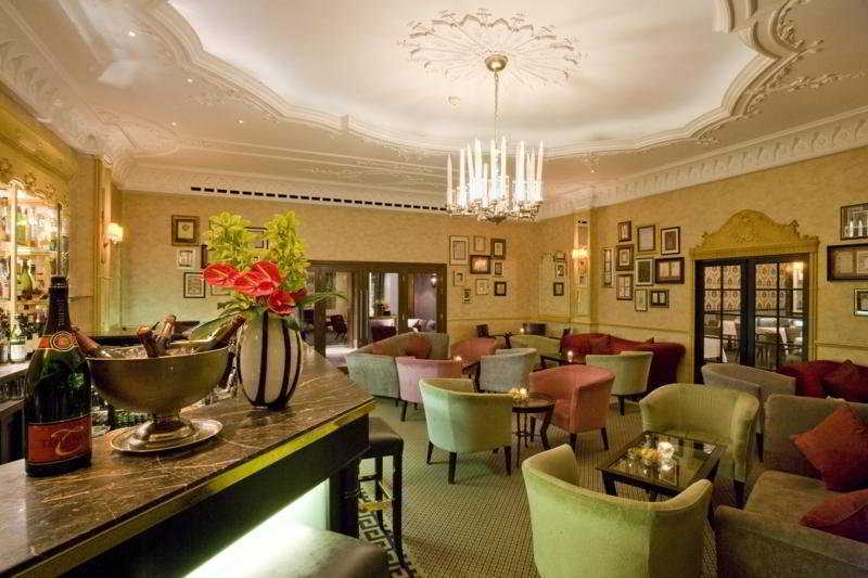 Swissotel The Howard Londen Restaurant foto